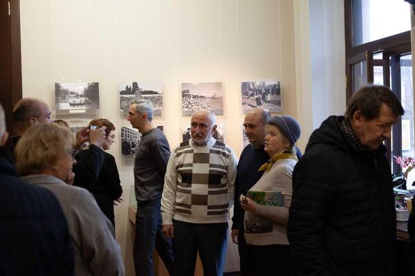 Во Владикавказе проходит выставка известной семьи Федосеевых - Sputnik Южная Осетия
