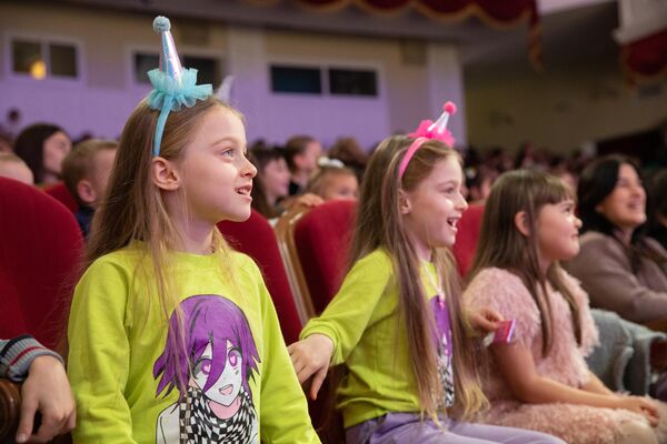 Посольство РФ в РЮО организовало праздничное мероприятие для детей в Цхинвале - Sputnik Южная Осетия