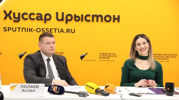 Пресс-конференция с Асланом Лолаевым - Sputnik Южная Осетия