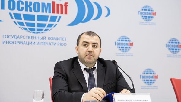Чочиев рассказал о причинах задержания 25 тысяч литров этанола на границе - Sputnik Южная Осетия