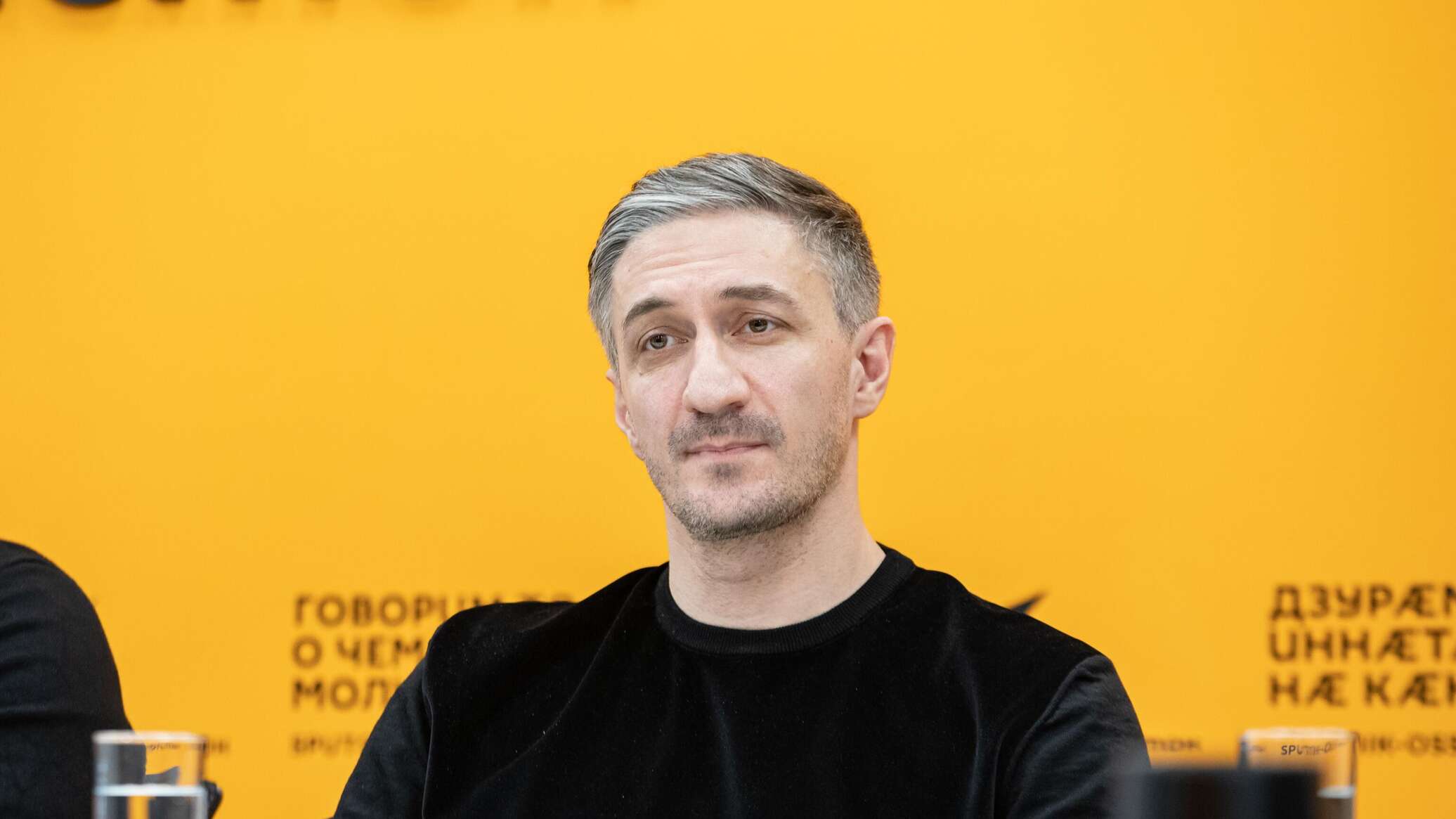 комментарий бизнесмену. деловой фон. комментарий бизнесмену. инвестиционный риск. цитаты успешных людей.