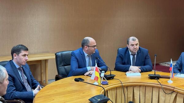 Встреча представителей Минэкономразвития и ГТК с предпринимателями - Sputnik Южная Осетия