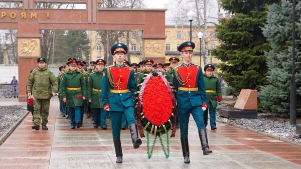 В Северной Осетии почтили память защитников Отечества  - Sputnik Южная Осетия