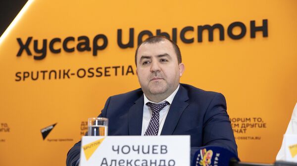 Чочиев: пропускная способность Нижнего Зарамага увеличится на 400 машин в сутки - Sputnik Южная Осетия