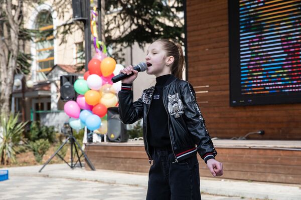 Празднование Масленицы в Цхинвале - Sputnik Южная Осетия