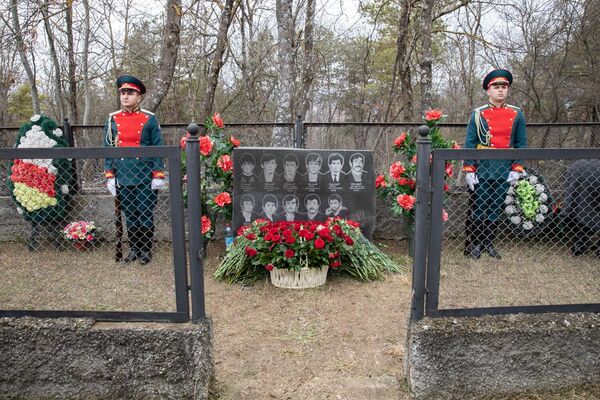 Митинг посвященный годовщине Ередской трагедии - Sputnik Южная Осетия