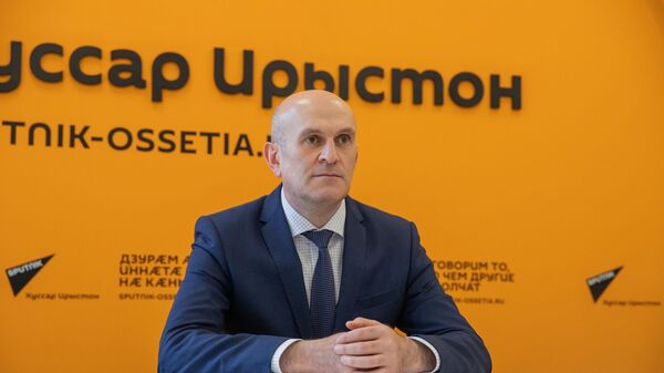 Большое соглашение: Джиоев о Договоре о сотрудничестве и интеграции - Sputnik Южная Осетия