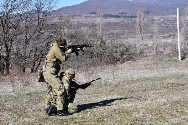Южноосетинские спецназовцы на занятиях по тактической подготовке   - Sputnik Южная Осетия