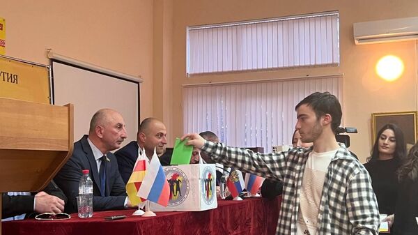 Единство народа огласила свои списки кандидатов в депутаты - Sputnik Южная Осетия