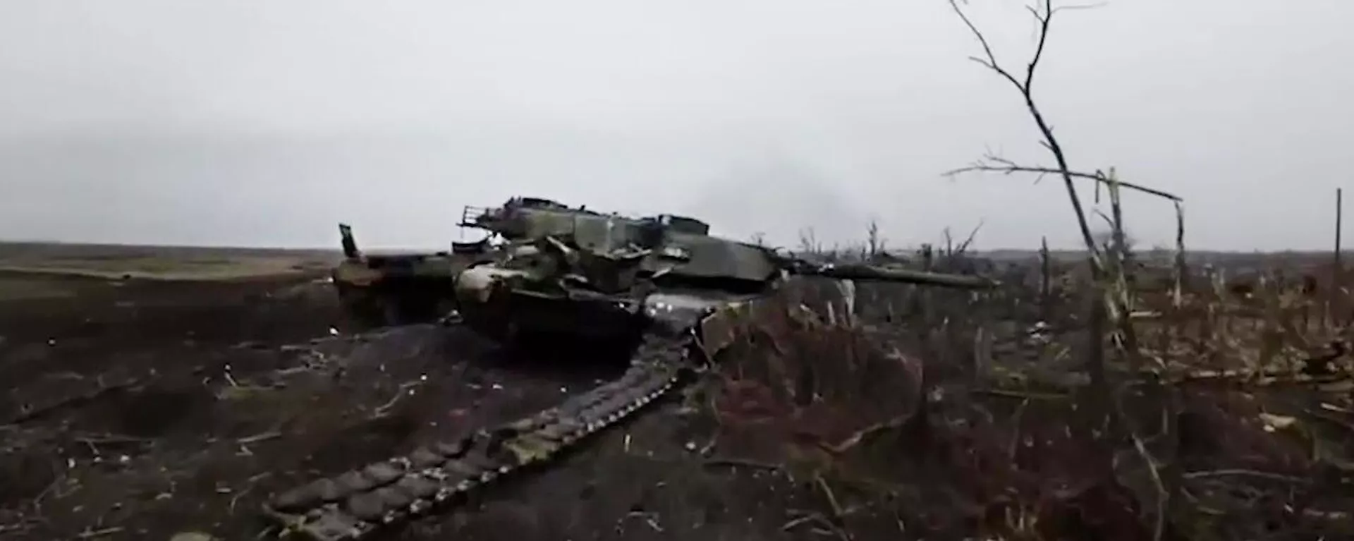 Подбитый под Авдеевкой танк Abrams - Sputnik Южная Осетия, 1920, 26.04.2024