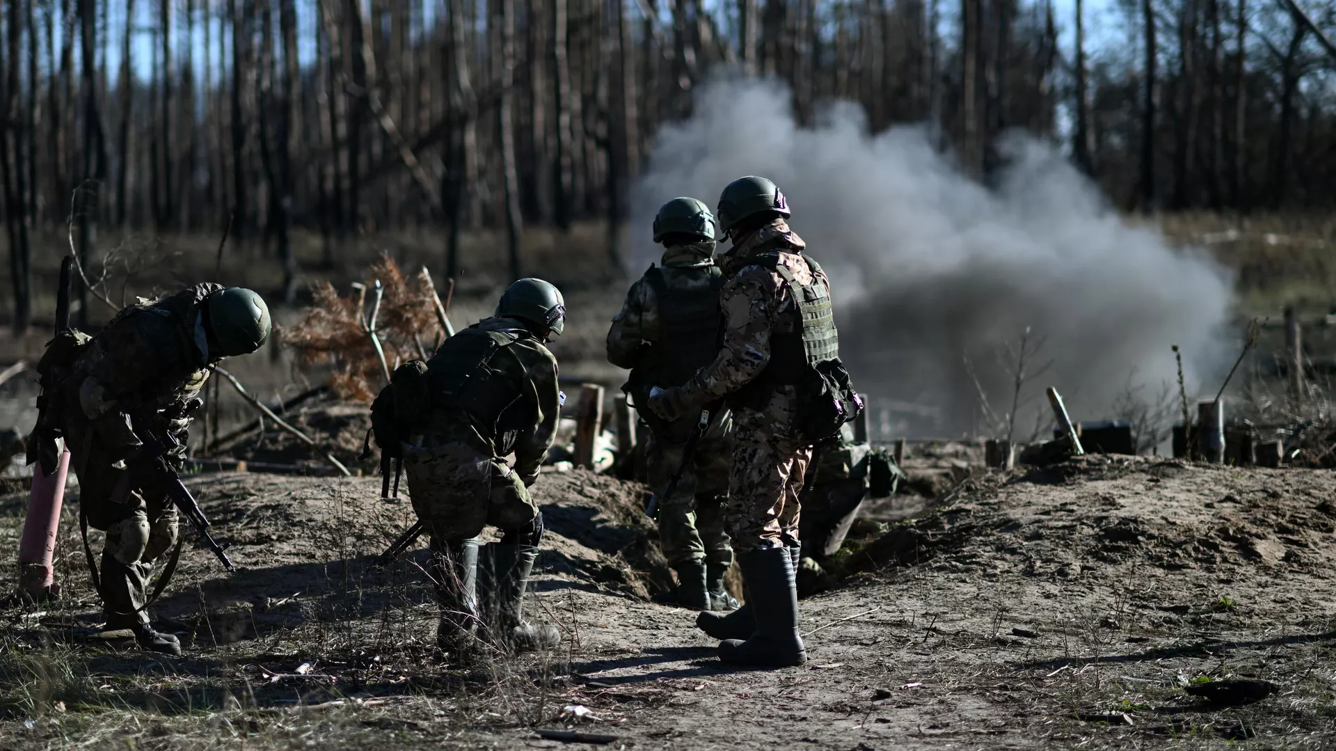 Российские военнослужащие в зоне проведения спецоперации. Архивное фото