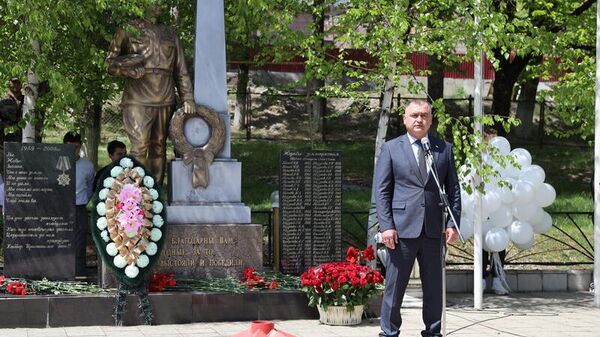 Траурные мероприятия в поселке Дзау в память жертв землетрясения 29 апреля 1991 года  - Sputnik Южная Осетия