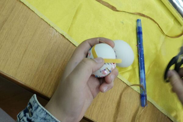 В школе-интернате Южной Осетии прошел мастер-класс по росписи пасхальных яиц для детей - Sputnik Южная Осетия