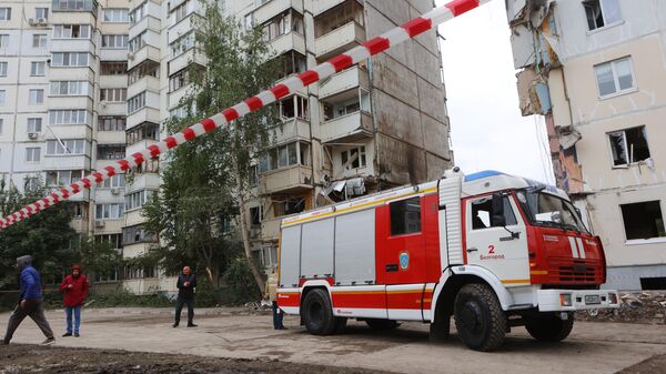 Поисково-спасательные работы и разбор завалов жилого дома в Белгороде - Sputnik Южная Осетия