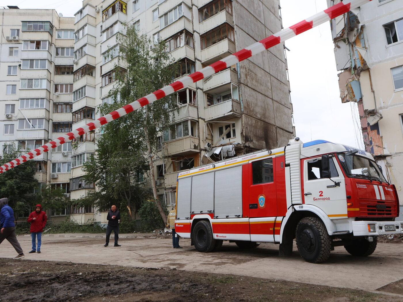 В Белгороде число жертв при обрушении подъезда дома после обстрела ВСУ  выросло до 17 - 14.05.2024, Sputnik Южная Осетия