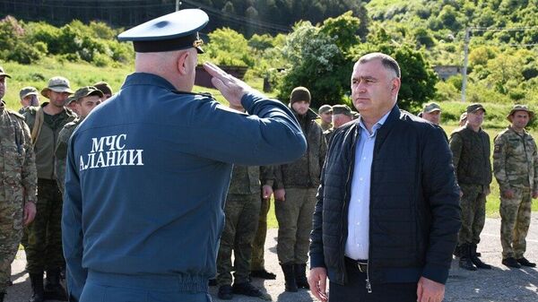 Президент Южной Осетии Алан Гаглоев поручил привлечь все силовые структуры к поискам пропавшего жителя республики - Sputnik Южная Осетия