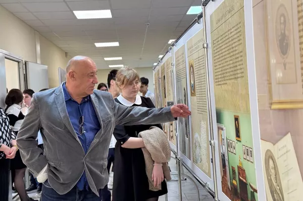 Выставка К 225-летию со дня рождения А.С. Пушкина. Остафьево - Русский парнас: страницы истории.
Выставка К 225-летию со дня рождения А.С. Пушкина. Остафьево - Русский парнас: страницы истории.
- Sputnik Южная Осетия