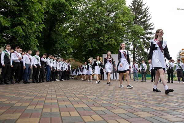 Последний звонок в школах Цхинвала - Sputnik Южная Осетия