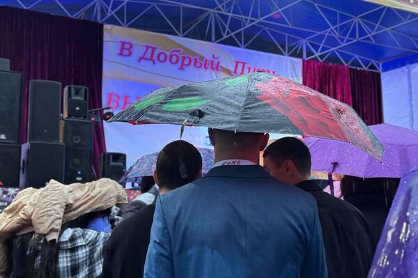 В Цхинвале прошел праздничный концерт для южноосетинских выпускников - Sputnik Южная Осетия