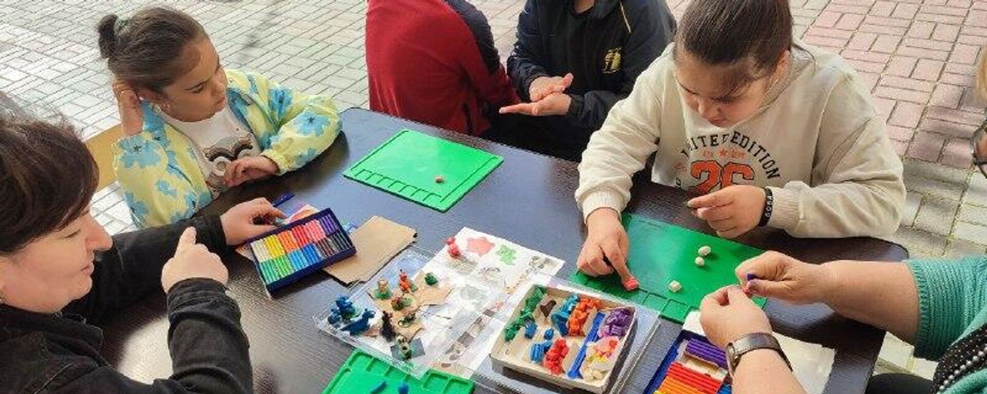 В честь Дня защиты детей ДДТ Цхинвала представил насыщенную программу - Sputnik Южная Осетия, 1920, 08.10.2025