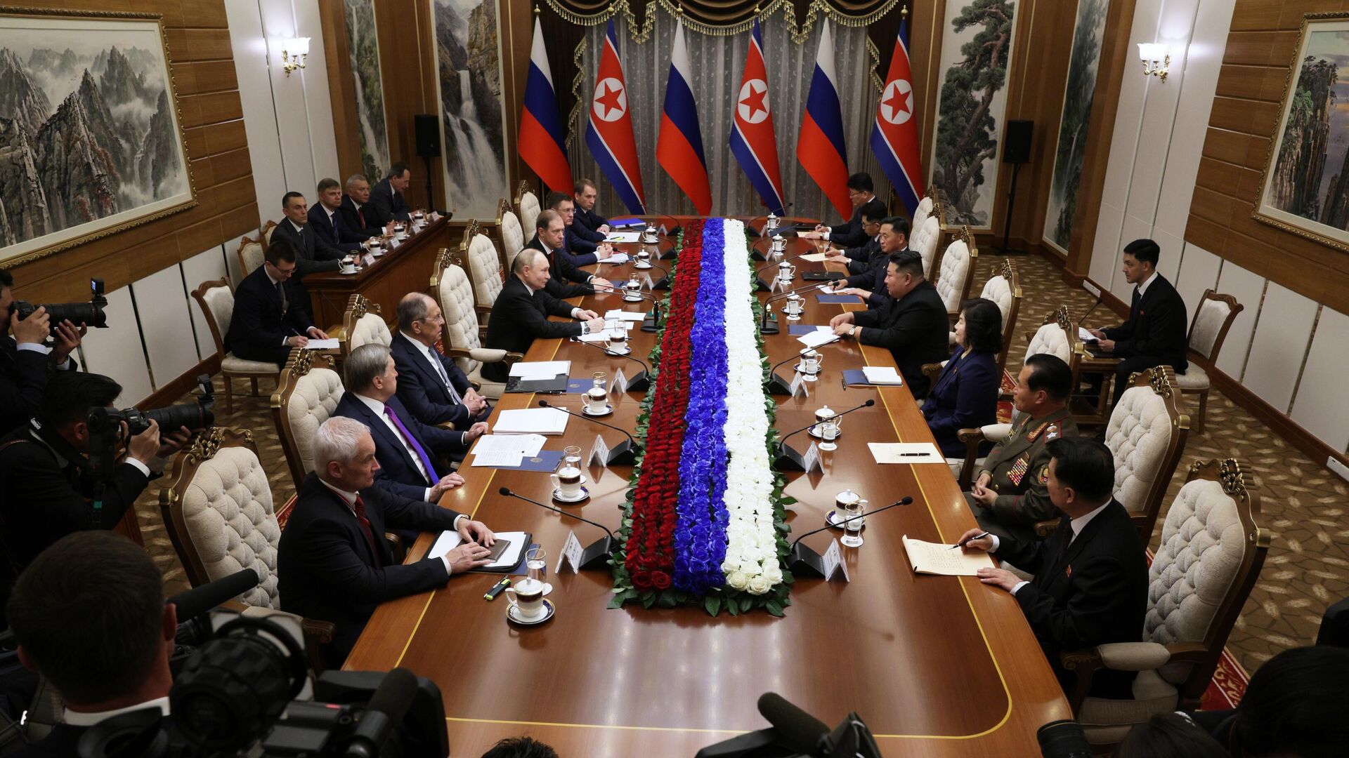 Путин и Ким Чен Ын подписали Договор о всеобъемлющем стратегическом  партнерстве - 19.06.2024, Sputnik Южная Осетия