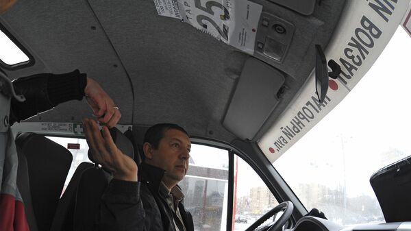Работа маршрутных такси. Архивное фото - Sputnik Южная Осетия
