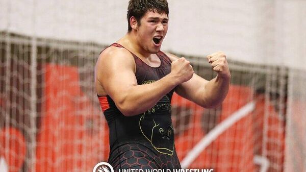 Алан Дзабиев стал бронзовым призером юношеского чемпионата Европы по греко-римской борьбе - Sputnik Южная Осетия