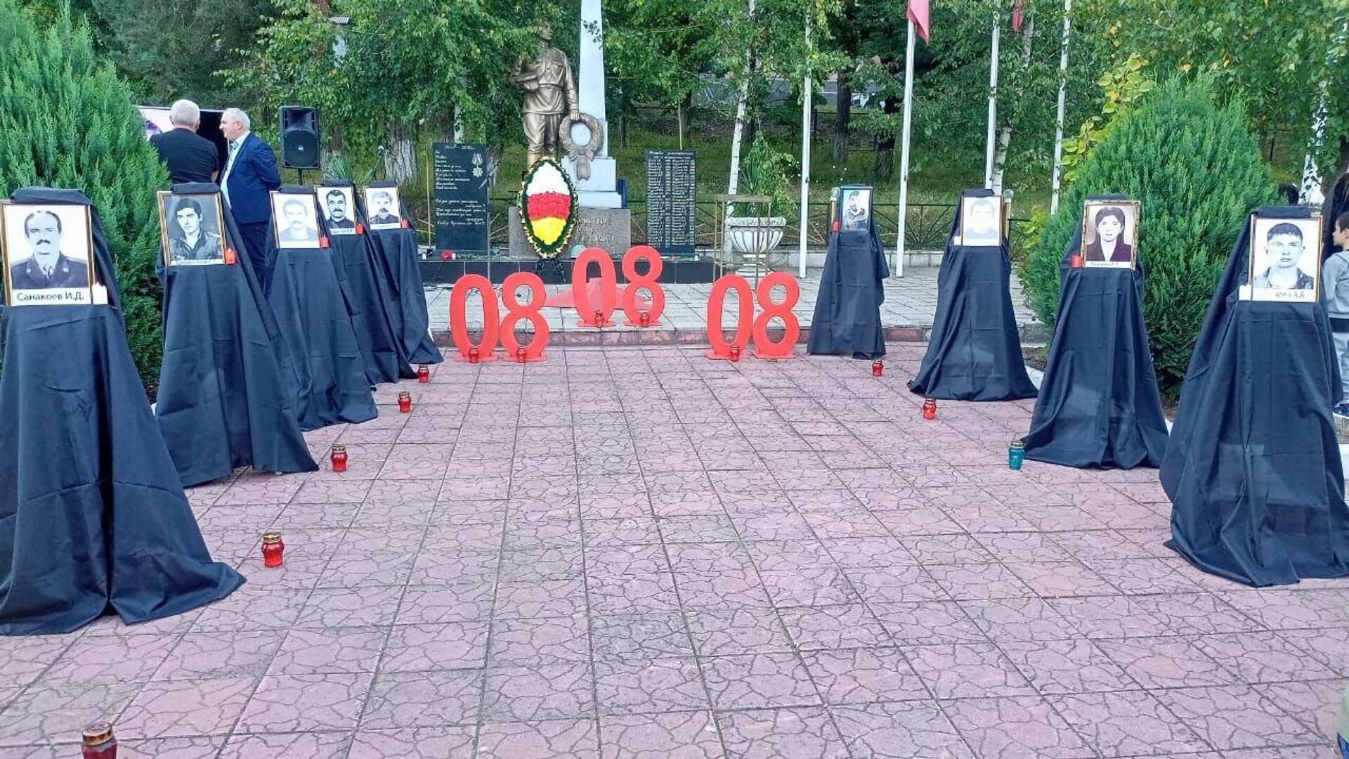 В Дзауском районе Южной Осетии почтили память жертв войны 2008 года - Sputnik Южная Осетия, 1920, 08.08.2024