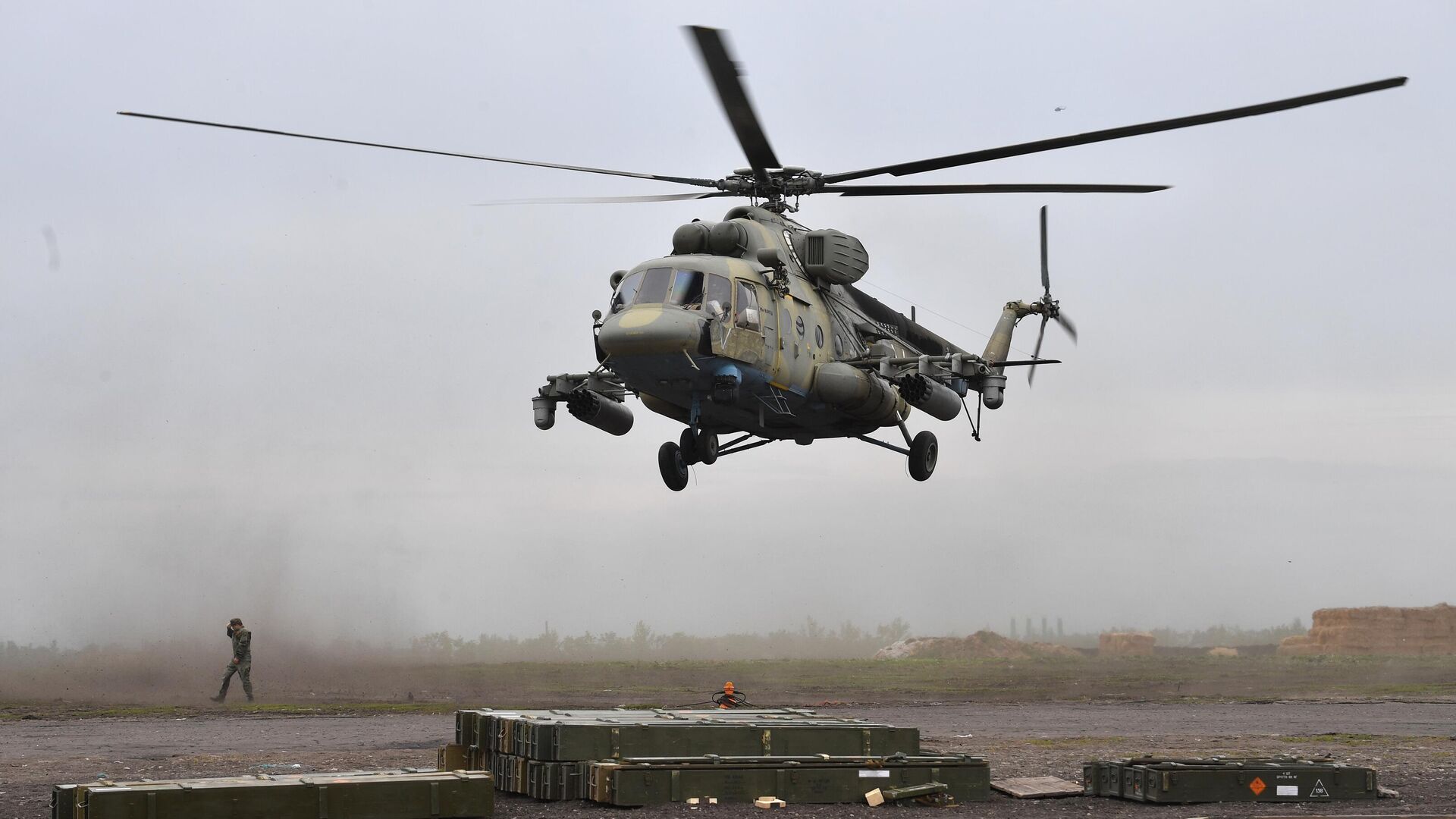 Полевой аэродром в зоне проведения специальной военной операции - Sputnik Южная Осетия, 1920, 11.11.2024