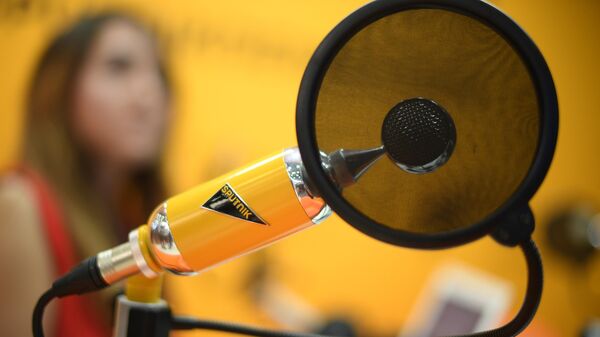 Микрофон в студии радио Sputnik - Sputnik Южная Осетия