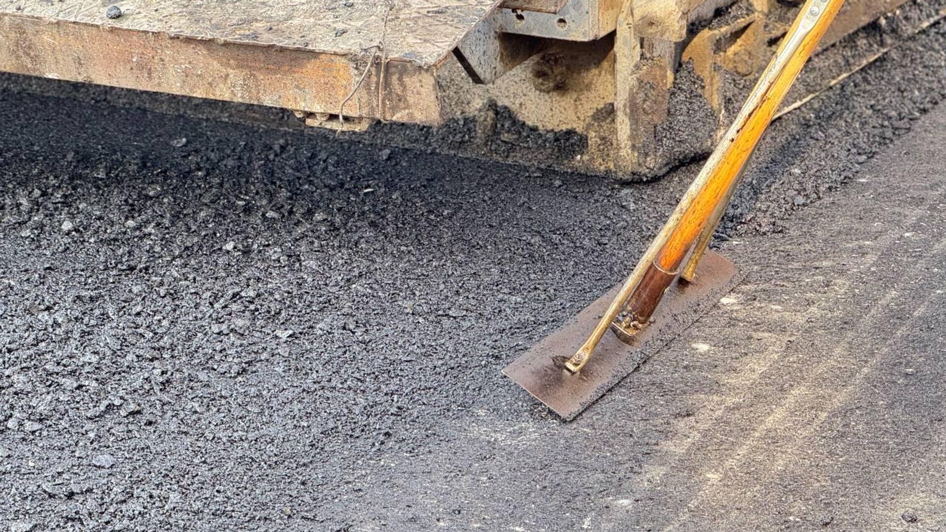 Асфальт æвæрыны куыстытæ - Sputnik Хуссар Ирыстон, 1920, 12.11.2025