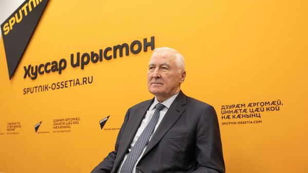 Леонид Тибилов - Sputnik Южная Осетия