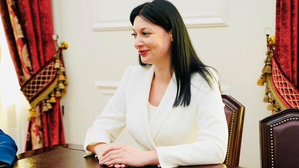Министр образования и науки РСО-Алания Элла Алибекова - Sputnik Южная Осетия