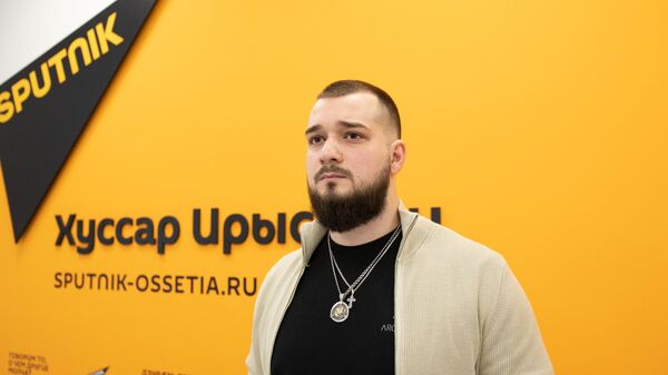 Владимир Наниев - Sputnik Южная Осетия
