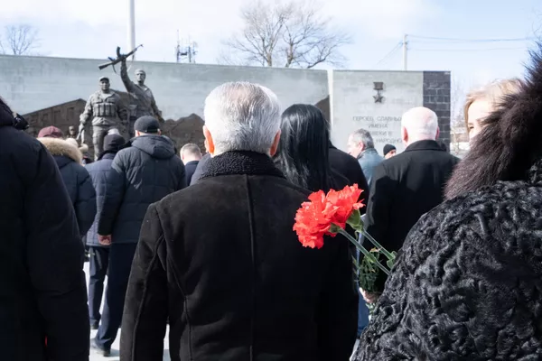 В Южной Осетии почтили память защитников Отечества В Южной Осетии почтили память защитников Отечества - Sputnik Южная Осетия