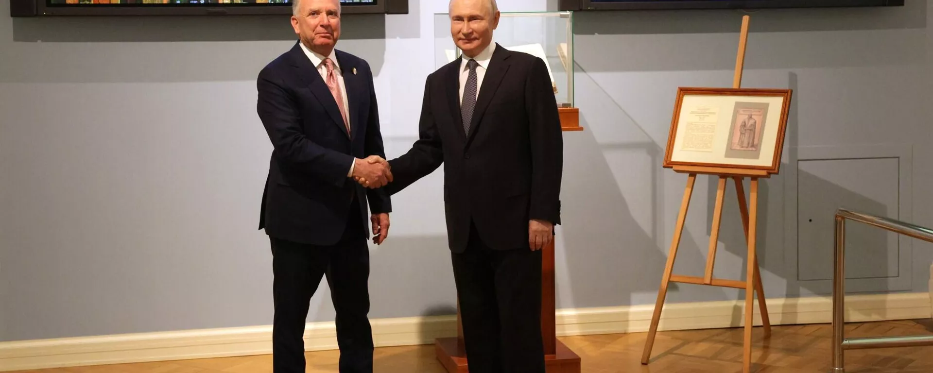 Путин и Уиткофф обсудили украинское урегулирование - Sputnik Южная Осетия, 1920, 12.04.2025