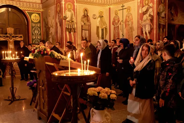 Пасхальная служба в храме Пресвятой Троицы Пасхальная служба в храме Пресвятой Троицы - Sputnik Южная Осетия
