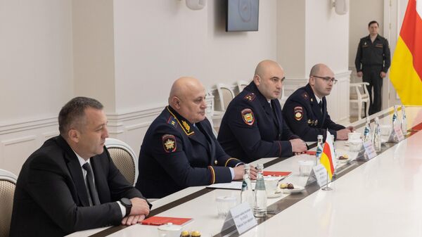 Росгвардия и МВД Южной Осетии подписали соглашение о сотрудничестве - Sputnik Южная Осетия