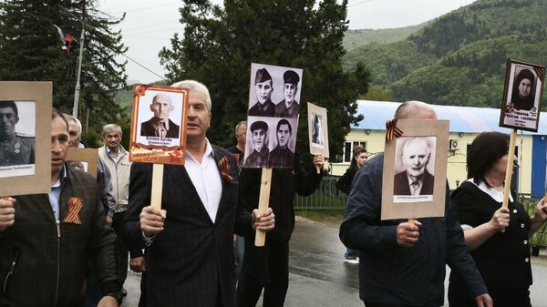 Торжественное шествие Бессмертного полка в поселке Дзау  - Sputnik Южная Осетия