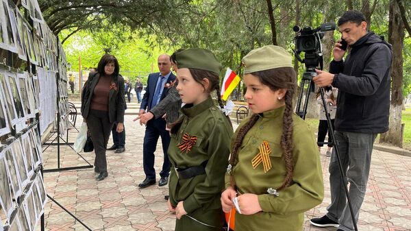 В Ленингорском районе Южной Осетии почтили память павших в Великой Отечественной войне - Sputnik Южная Осетия