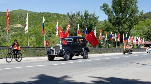 Автомотовелопробег в Цхинвале в День Победы - Sputnik Южная Осетия