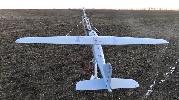 Работа БПЛА Орлан-10 и САУ Акация в южном секторе СВО - Sputnik Южная Осетия