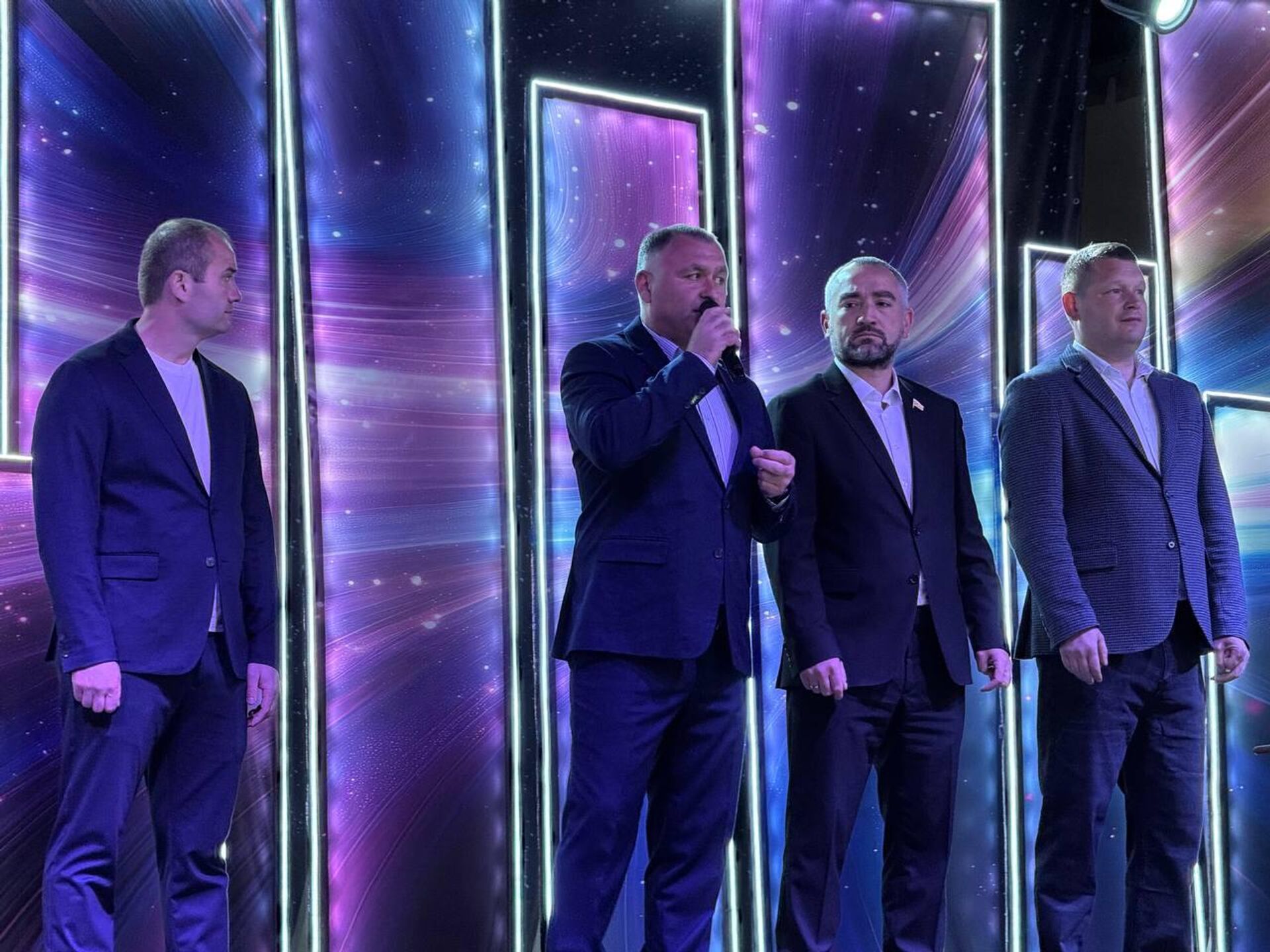 Праздничный концерт в Цхинвале, посвященный празднованию последнего звонка Праздничный концерт в Цхинвале, посвященный празднованию последнего звонка - Sputnik Южная Осетия, 1920, 24.05.2025
