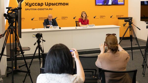 Видеомост Москва-Сухум-Цхинвал - Sputnik Южная Осетия