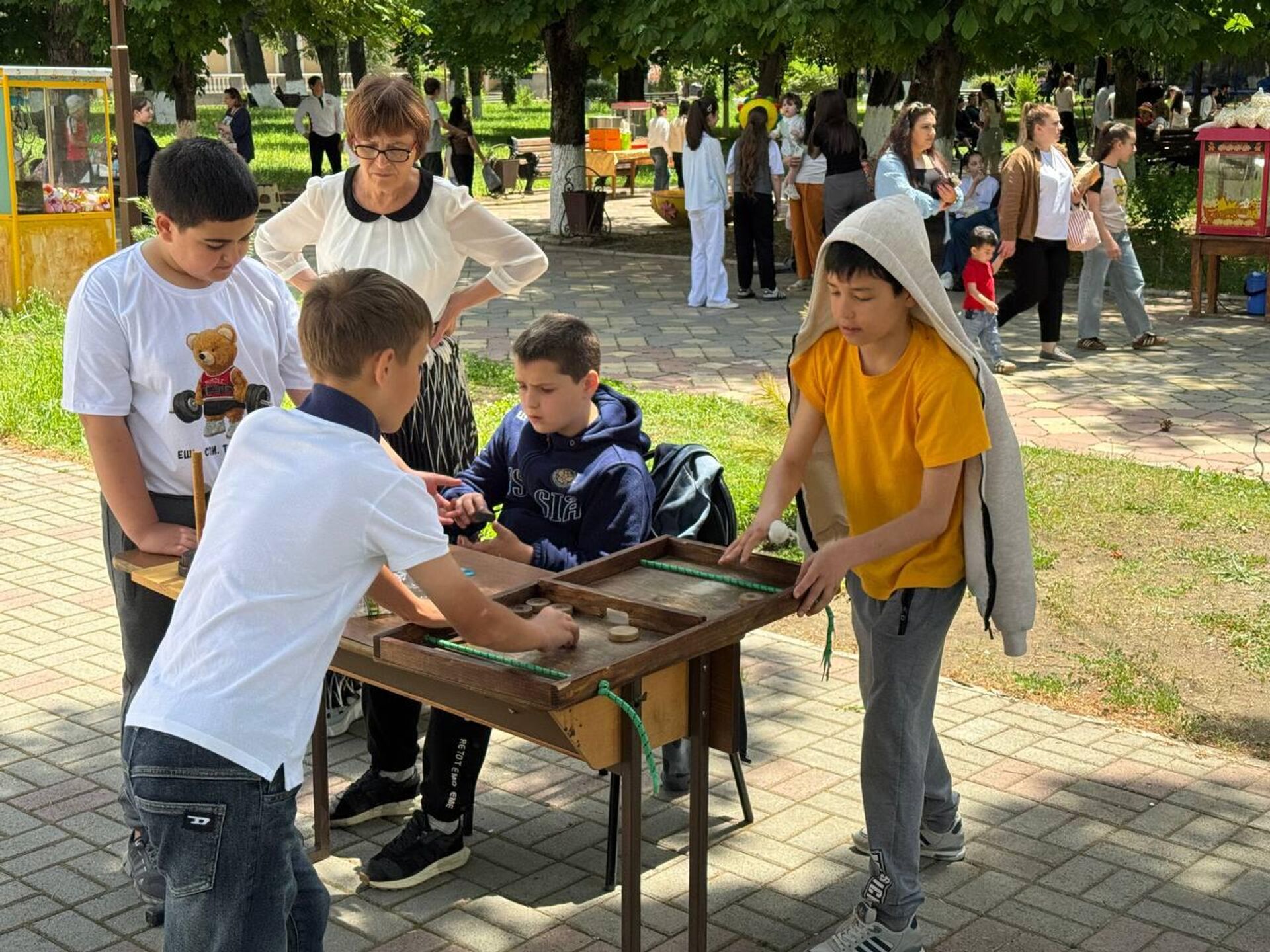 В Цхинвале отмечают День защиты детей В Цхинвале отмечают День защиты детей - Sputnik Южная Осетия, 1920, 01.06.2025