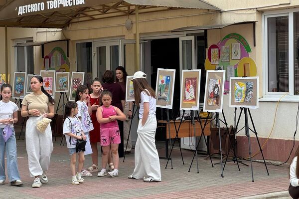В Цхинвале отмечают День защиты детей В Цхинвале отмечают День защиты детей - Sputnik Южная Осетия