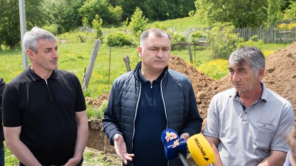 Прокладка газопровода в селе Начрепа - Sputnik Южная Осетия