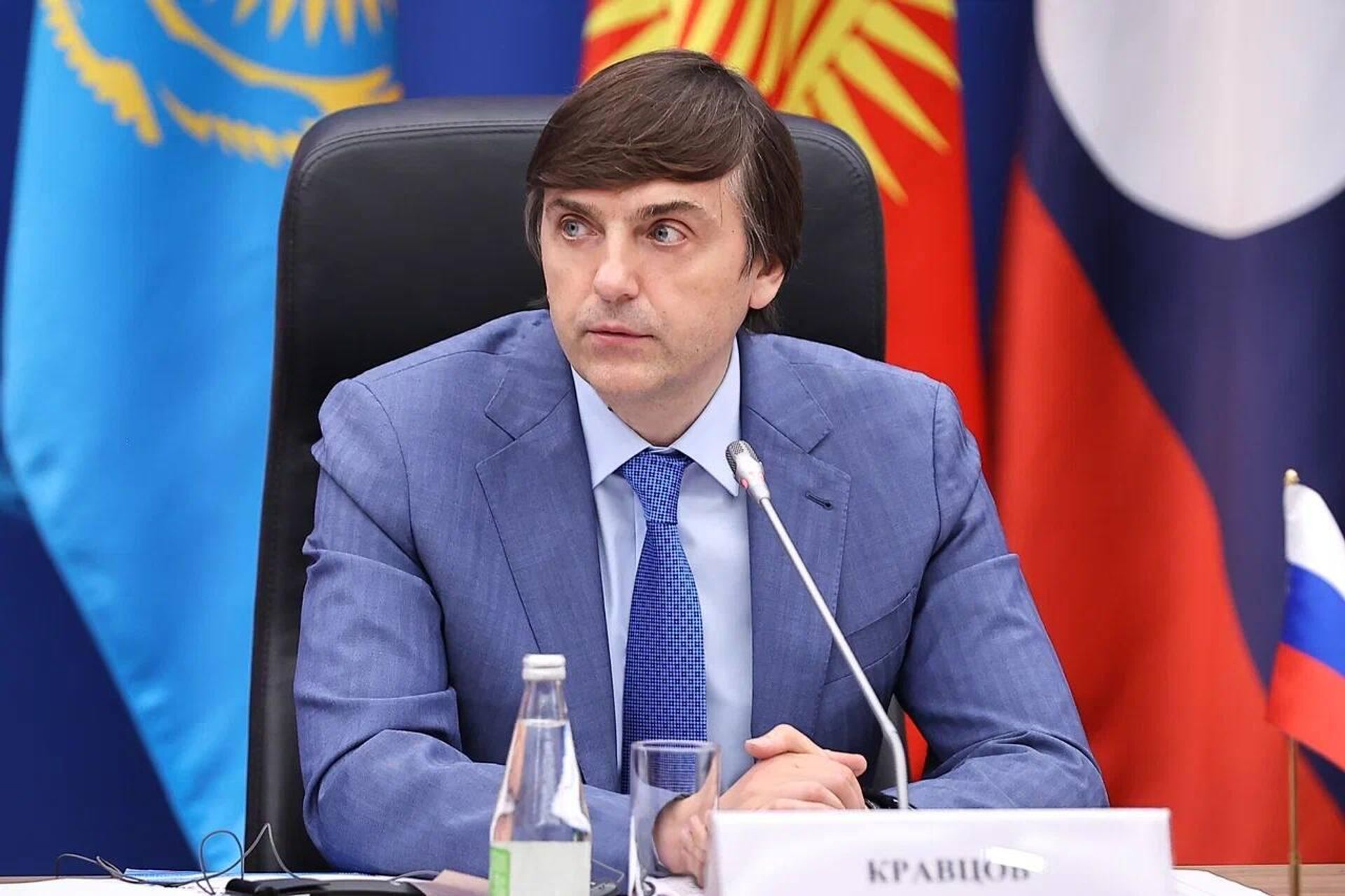 Встреча министра просвещения РФ Сергея Кравцова и министра образования и науки Южной Осетии Аслана Лолаева Встреча министра просвещения РФ Сергея Кравцова и министра образования и науки Южной Осетии Аслана Лолаева - Sputnik Южная Осетия, 1920, 11.06.2025