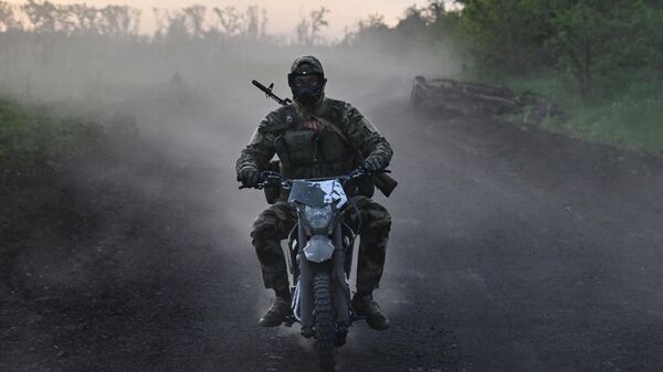 Российский военнослужащий в зоне СВО. Архивное фото  - Sputnik Южная Осетия