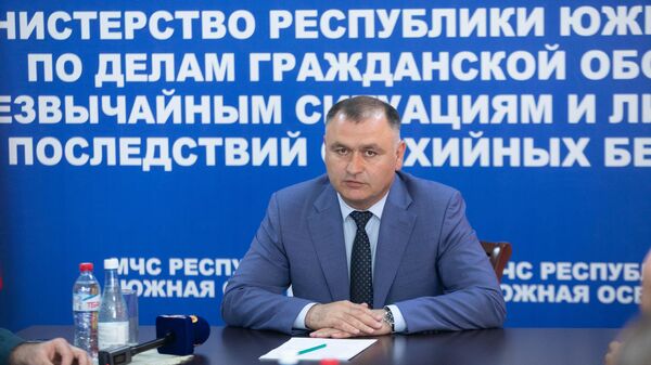 Встреча президента Алана Гаглоева с работниками МЧС - Sputnik Южная Осетия